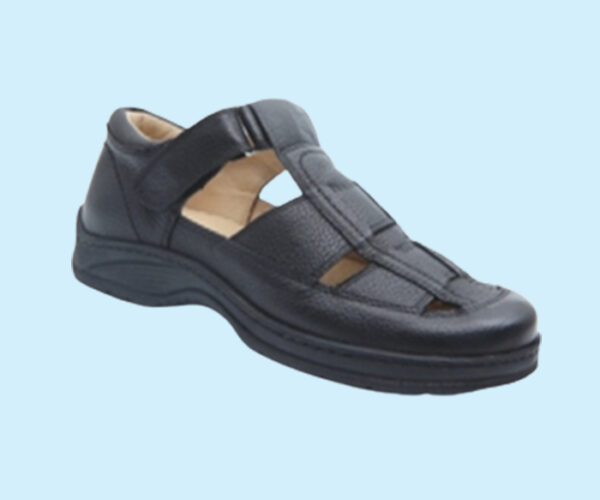 sandals for swollen feet