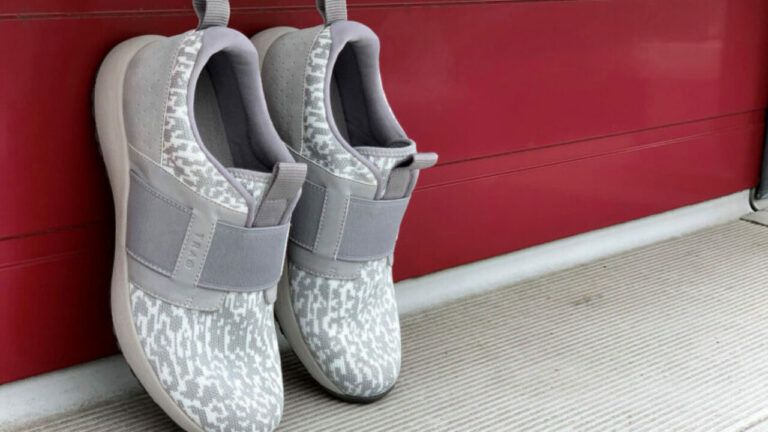 the best shoes for hammer toes